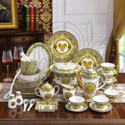 Modern Luxury Family Dinner Set - Chic Design